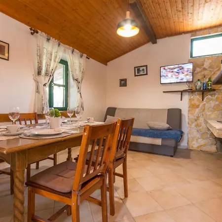 House Roko Holiday home *