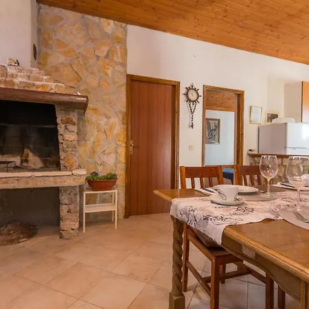 Holiday home House Roko Tkon