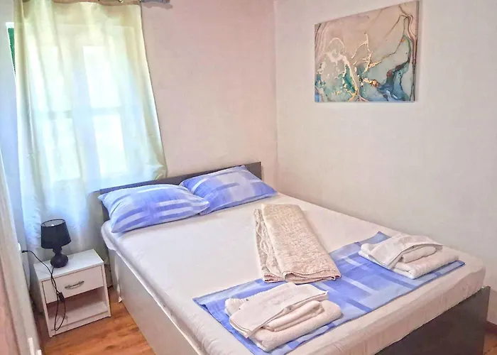 House Roko Holiday home Tkon