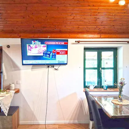 House Roko Nyaraló *